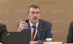 Bakan Tekin: "Sınavlarda yapay zeka destekli açık uçlu sorular olacak"