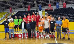 Akdeniz Belediyesi Takımı 3x3 Basketbolda Bölge Finallerine Yükseldi
