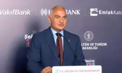 Bakan Ersoy: “Yıl Boyunca İran Ve Türkiye'de Etkinlikler Düzenlenecek”