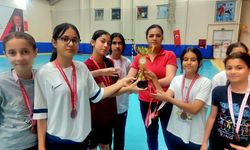 Mersin’de 29 Ekim Hokey Cumhuriyet Kupası Coşkuyla Tamamlandı