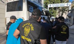 Mersin’de 7 Adrese Eş Zamanlı Operasyon: 2 Tutuklama, 1 Deport