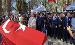 Trafik Kazasında Şehit Olan Astsubay Osmaniye'de Toprağa Verildi