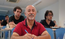 63 Yaşında Yeniden Üniversite Öğrencisi Oldu