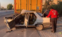 Tıra Çarpan Otomobilin Sürücüsü Hayatını Kaybetti