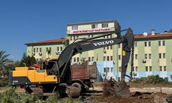 Bozyazı Devlet Hastanesi Ek Hizmet Binası İçin İlk Kazma Vuruldu