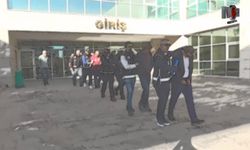 Havalimanında kaçak satış çetesi çökertildi!