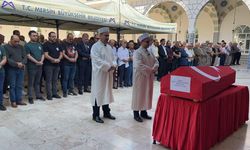 Şehit Emniyet Müdürü Altuğ Verdi'nin Babası Mersin'de Toprağa Verildi