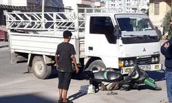 Mersin’de Korkunç Çarpışma: Motosiklet Sürücüsü Ağır Yaralandı