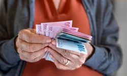Emekliler dikkat! O banka emekli maaşı promosyonunda zirveye oynuyor