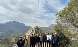 Mersin’de Yeni Bayrak Göndere Çekildi