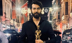 Barış Baktaş’a “En İyi Yükselen Yıldız” Ödülü! Beyoğlu’nda Gurur Dolu Anlar