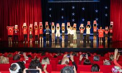 Büyükşehir’in Çocuk Kampüsleri 29 Ekim Etkinliklerinde Tek Yürek Oldu