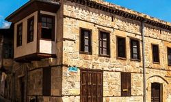 Tarsus’ta Tarihi Yapıların "Nakli" Gündemde