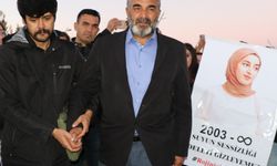 Öğrencilerin Rojin için başlattıkları eyleme acılı baba Kabaiş de destek verdi