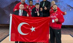 Yusuf Fehmi Genç, Dünya Halter Şampiyonası’nda Bronz Madalya Kazandı