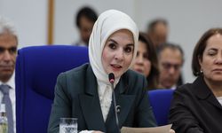 Bakan Göktaş: "Sosyal medyada yaş sınırı düzenlemesi üzerinde çalışıyoruz"