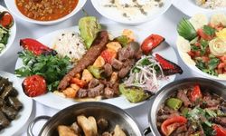 Sucuk, Peynir, Ketçaptan Oluşan 1 Ton Gıda Malzemesi Toprağa Gömülerek İmha Edildi