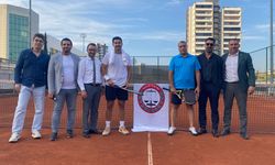 Mersin Barosu Geleneksel Atatürk Kupasi Tenis Turnuvasi Başladi