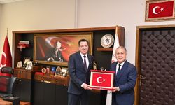 Rektör Yaşar, Uluslararası Korkut Ata Sempozyumu'nda Bölgesel İş Birliğini Güçlendirdi