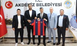 Yeni Mersin İdman Yurdu’ndan Başkan V. Şener’e Ziyaret