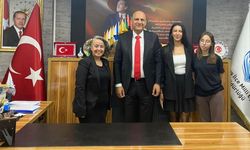 Tarsus İlçe Milli Eğitim Müdürü Anteplioğlu'ndan Öğretmenler Günü Kutlama Ziyareti