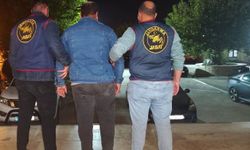 Jandarma, sınavda kopya düzeneği kuran şüpheliyi suçüstü yakaladı