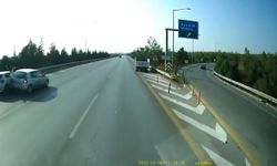 Mersin’de otobanda duran araca çarptı, bariyerlerde durabildi