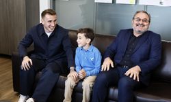 Kerem Aktürkoğlu, Minik Başkan Aras’ın Hayalini Gerçekleştirdi