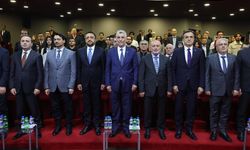 Bakan Bolat, Uluslararası Bosna Üniversitesi’nde öğrencilerle bir araya geldi