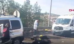 Hafif Ticari Araç, Otoyolda Kamyona Çarptı; 3 Ölü, 3 Yaralı