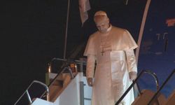 Papa 14. Leo'yu Taşıyan Uçak İstanbul'a İndi