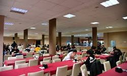 Mersin Üniversitesi Öğrencilerine 2 Aralık’ta Yemek Sürprizi