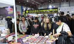 Toroslar Belediyesi, Kırsal Mahalle Öğrencilerini Kitap Fuarıyla Buluşturdu