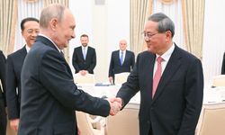 Putin, Çin Başbakanı Li ile bir araya geldi