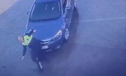 İstasyonda Kaza: Otomobil Trafik Polisine Böyle Çarptı