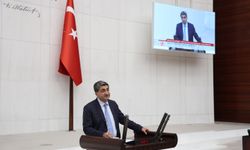 Ekmen: “Beyin Göçü Türkiye’nin Gerçek Beka Sorunudur”