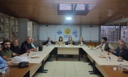 DEM Parti Mersin’den Barış Çağrısı: "Kayyım Politikaları Son Bulmalı"