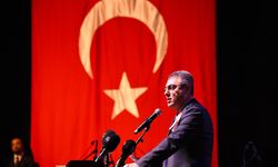 Vali Toros: “Öğretmen, Bir Ömre Sığmayan Değerdir”