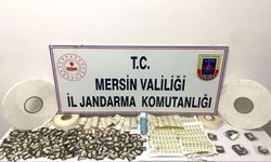 Mersin’de Jandarmadan Kaçak Makaron Baskını