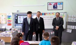 İl Milli Eğitim Müdürü Muhammed Özdemirci'den Çamlıyayla'da Sıcak Ve Renkli Okul Ziyaretleri