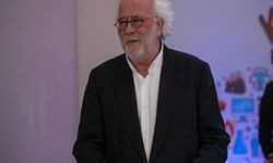 Prof. Dr. Selim Badur: H3N2 Varyantı Yeni Virüs Değil Değişime Uğramış Bir Virüstür