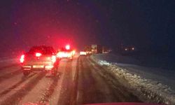 Kar Ve Yoğun Tipi Ulaşımda Aksamalara Neden Oldu