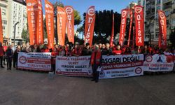 İşçiden Ortak Haykırış: “İnsanca Ücret, Vergide Adalet İstiyoruz!”