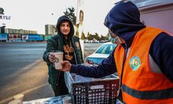 Mezitli'de Sıcacık Dayanışma: Mobil Çorba Aracı Hergün Mahalle Mahalle Geziyor
