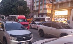 Mersin’de Yılbaşı Öncesi Trafik Kilitlendi