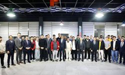 Vali Toros Yenişehir Erkek Öğrenci Yurdu’nda Öğrencilerle Buluştu