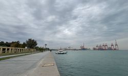 Soğuk Hava Mersin Sahillerini Sessizliğe Bürüdü