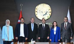 Bakan Kacır'dan TÜBİTAK Destekli İki Türk Akademisyene Tebrik