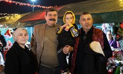 Toroslar’da Yeni Yıl Coşkusu: Yılbaşı Pazarı Yoğun İlgi Görüyor