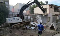 Akdeniz Belediyesi’nden Riskli Yapılara Karşı Kararlı Mücadele